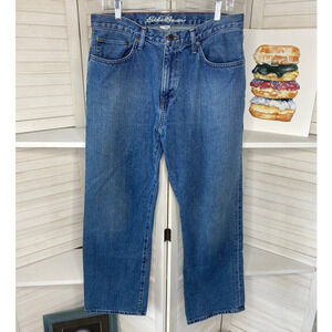 Eddie Bauer medium wash straight leg blue jeans 33x30